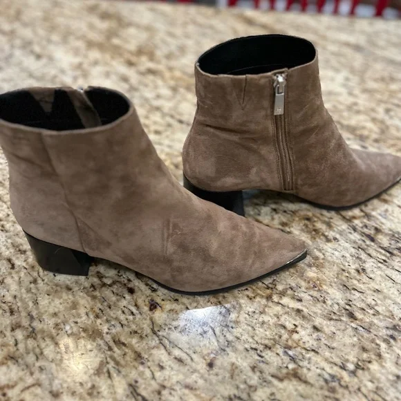 Kenneth Cole New York, Roanne, Tan/Brown, Suede Booties - Picture 6 of 8